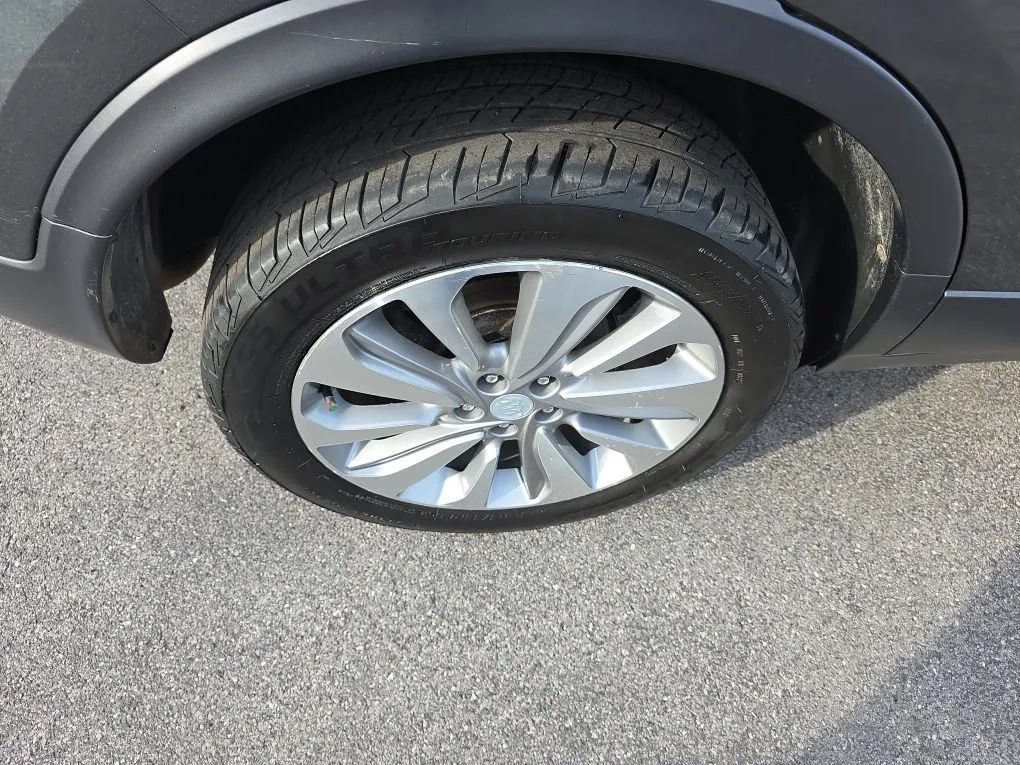 Used 2018 Buick Encore Preferred AWD/4WD image 14