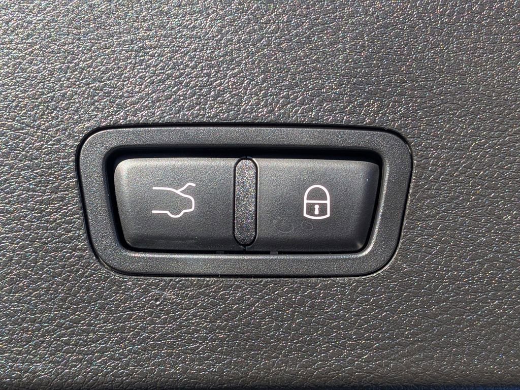 Used 2024 Dodge Hornet R/T Plus w/ Track Pack image 11