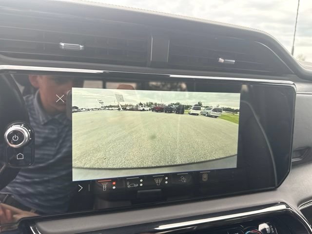 Used 2024 GMC Sierra 2500 AT4X AWD/4WD image 30
