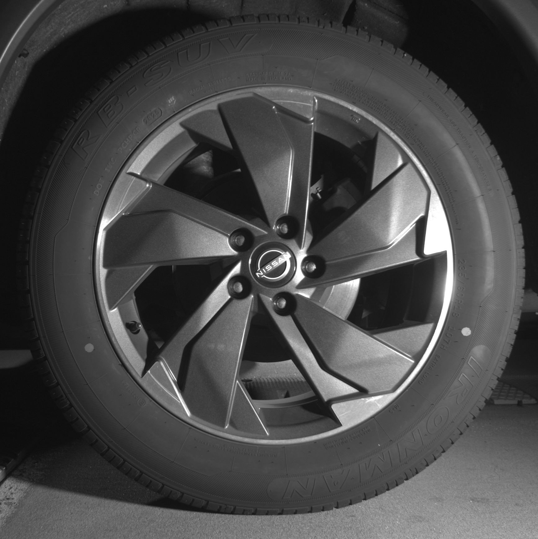 Used 2025 Nissan Rogue SV AWD/4WD image 14