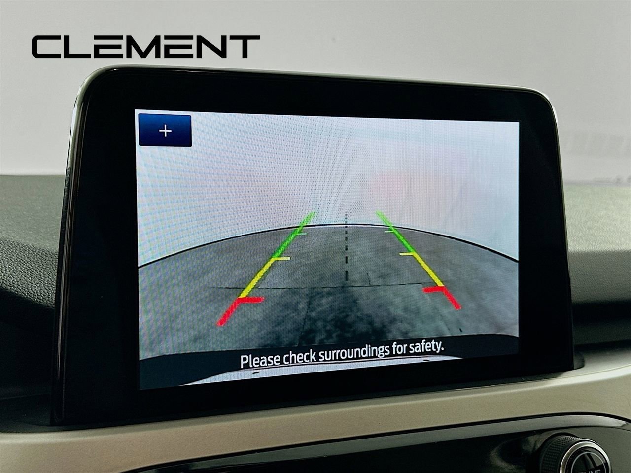 Used 2021 Ford Escape SE image 20