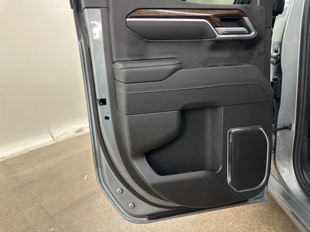 New 2026 GMC Sierra 1500 Elevation image 25