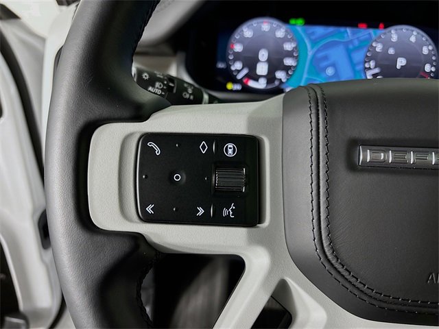 Used 2024 Land Rover Defender 110 X-Dynamic SE image 10