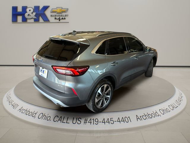 Used 2025 Ford Escape Platinum image 10