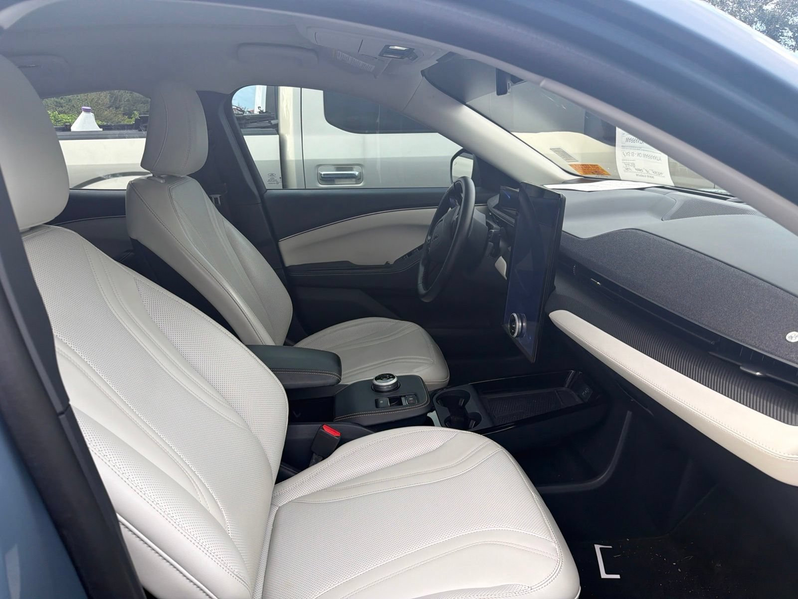 Used 2024 Ford Mustang Mach-E Premium AWD/4WD image 7