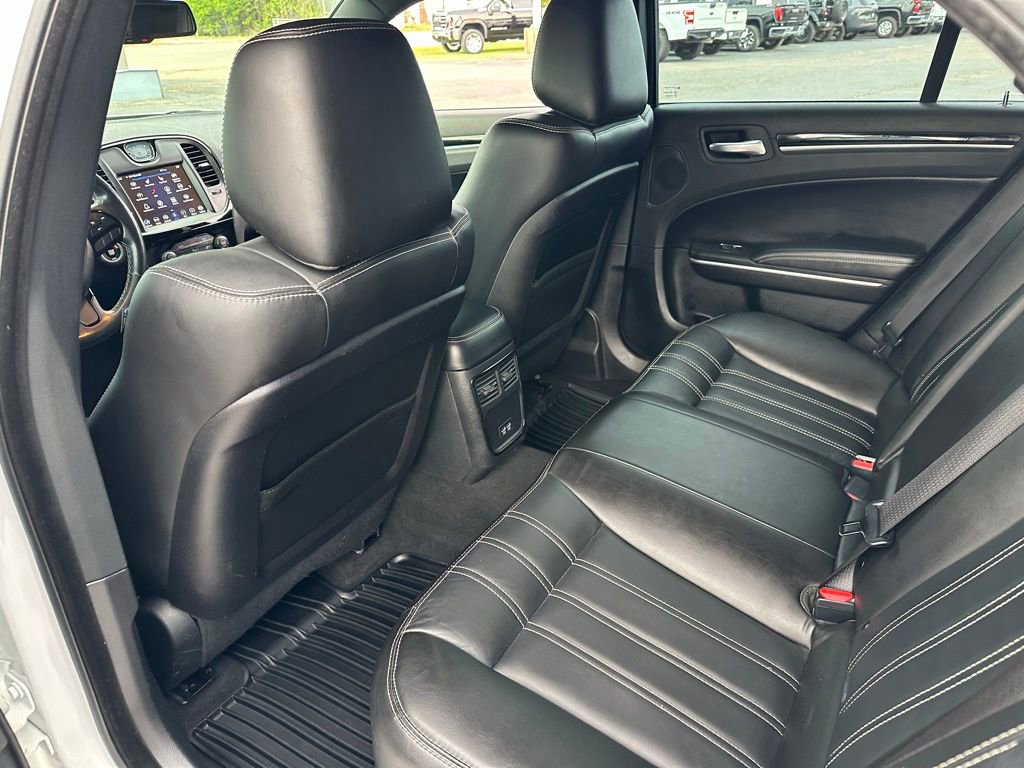 Used 2022 Chrysler 300 S RWD image 15
