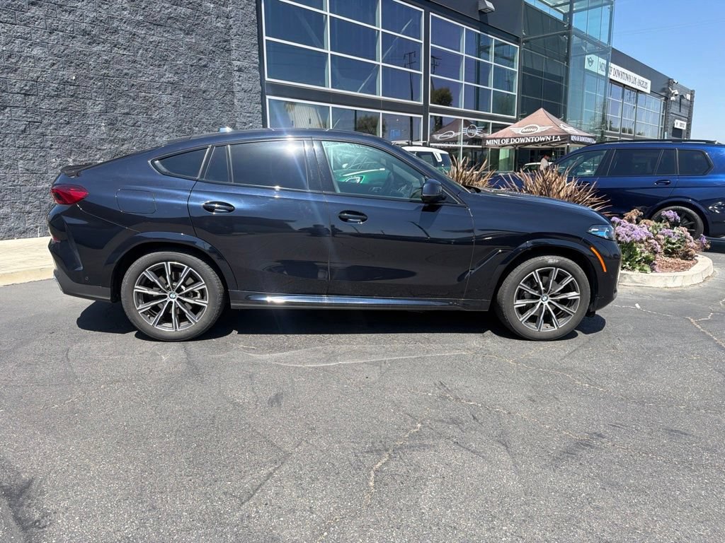 Used 2026 BMW X6 xDrive40i AWD/4WD image 12