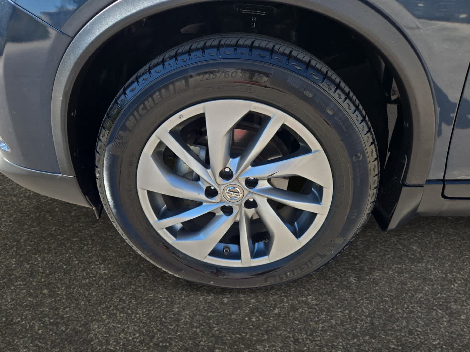 Used 2015 Nissan Rogue SL w/ SL Premium Package FWD image 14