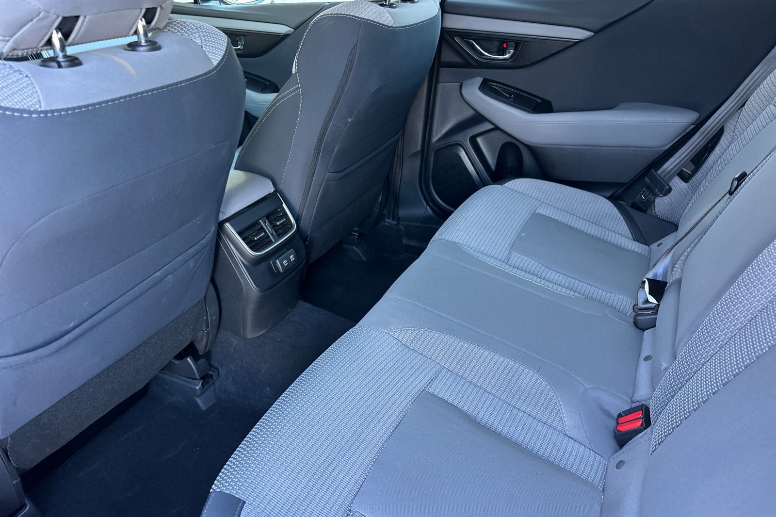 Used 2022 Subaru Outback Premium AWD/4WD image 11