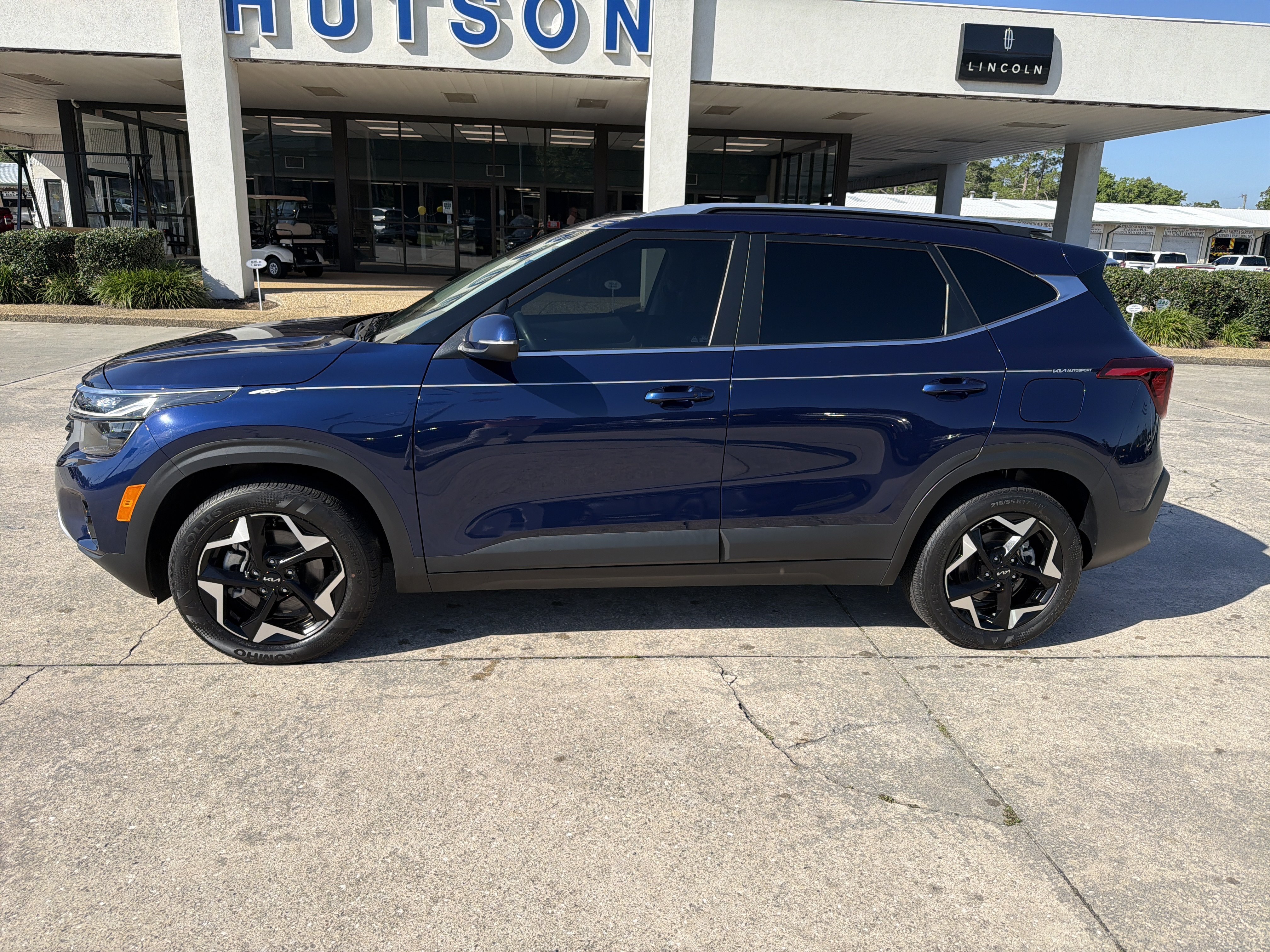 Used 2024 Kia Seltos EX