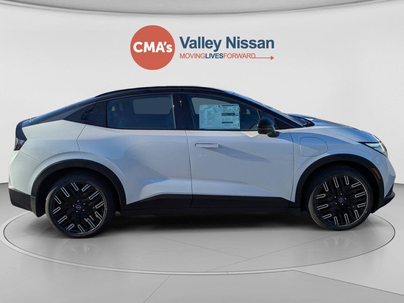 New 2026 Nissan Leaf Platinum+ w/ Cargo Package (Platinum+) FWD image 6