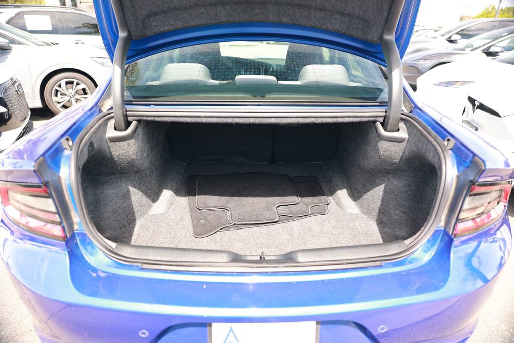 Used 2020 Dodge Charger SXT w/ Driver Convenience Group image 34