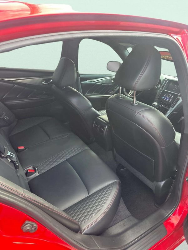 Used 2019 INFINITI Q50 Red Sport 400 w/ All Weather Package (L93) AWD/4WD image 12
