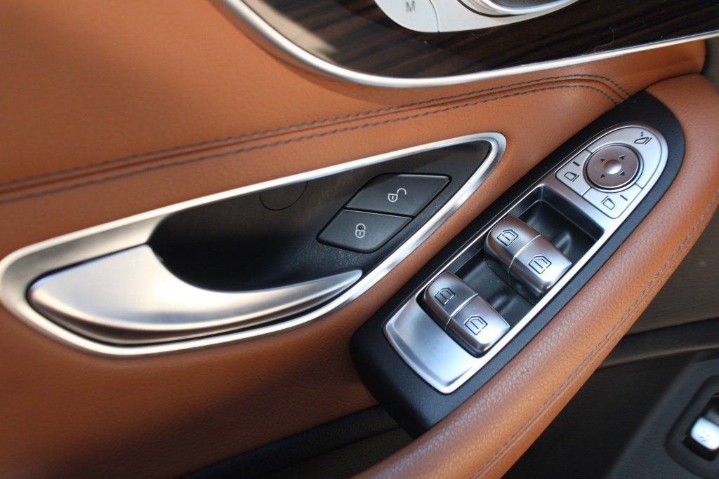 Certified 2019 Mercedes-Benz C 300 4MATIC Cabriolet image 12