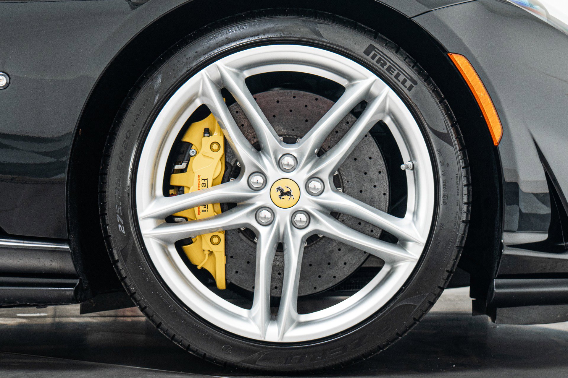 Used 2020 Ferrari 812 Superfast image 42