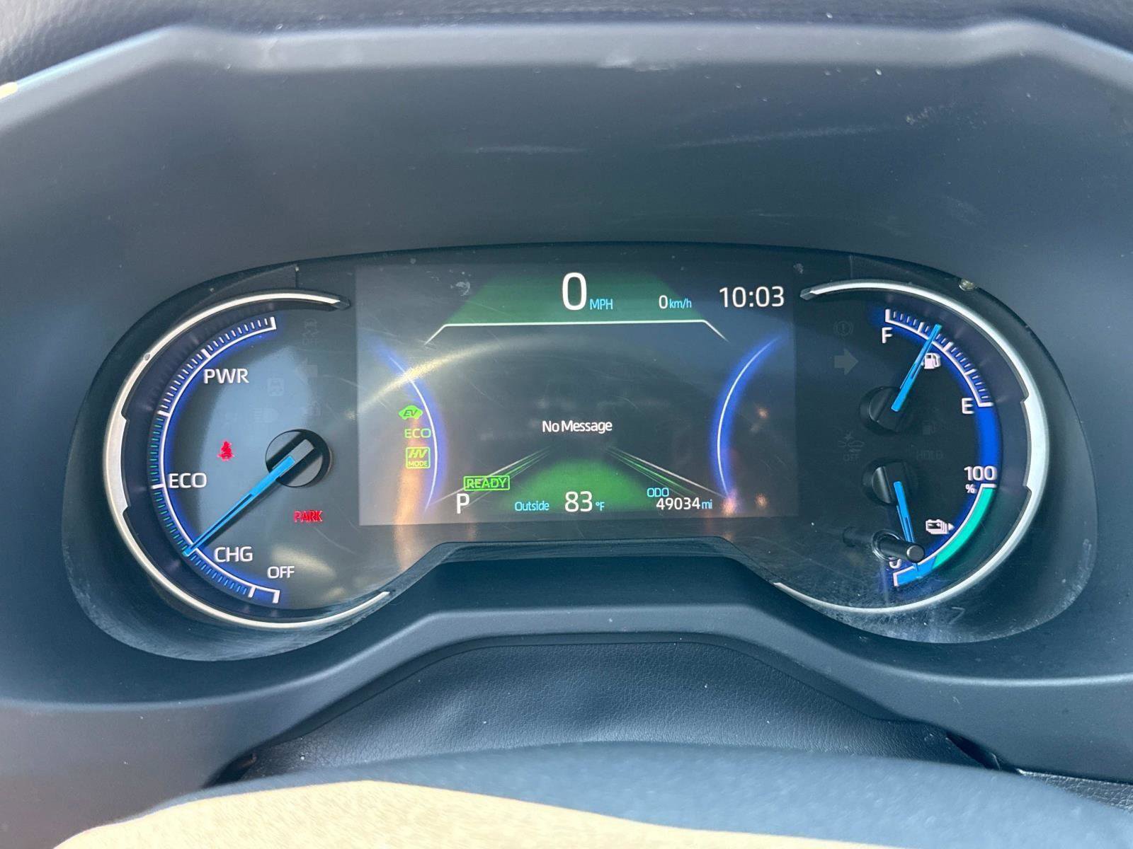 Used 2021 Toyota RAV4 SE image 12