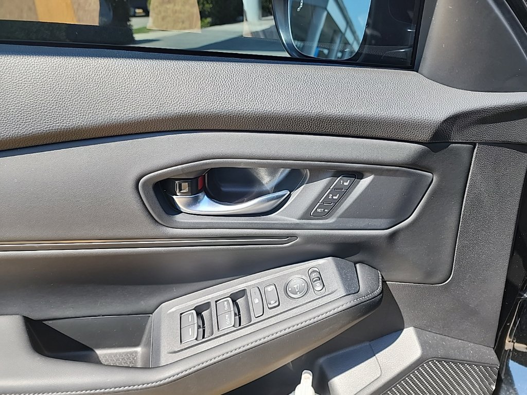 Used 2025 Honda Accord Sport image 14