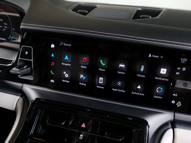 New 2025 Porsche Panamera 4 image 18