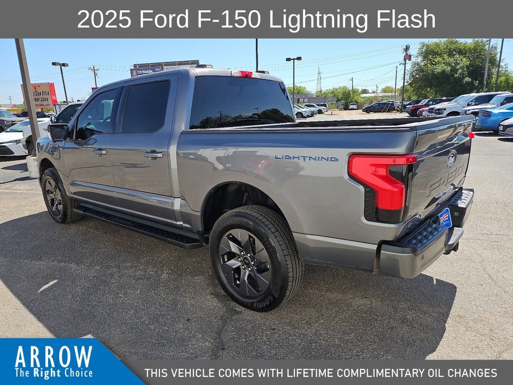 Used 2025 Ford F150 Lightning Flash AWD/4WD image 8