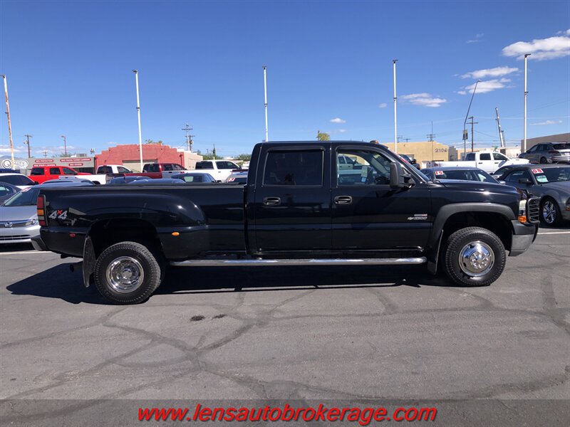 Used 2002 Chevrolet Silverado 3500 LT AWD/4WD image 2