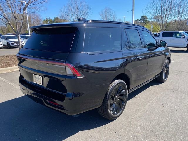 New 2026 Lincoln Navigator Reserve w/ Jet Appearance Package AWD/4WD image 30
