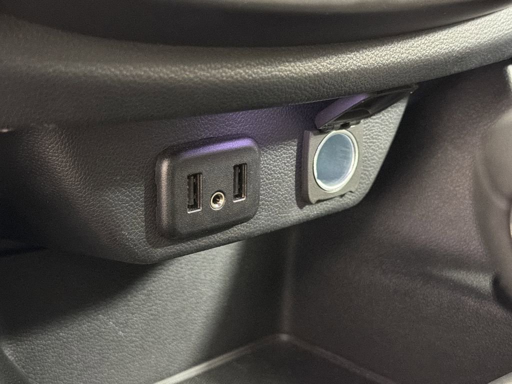 Used 2023 Chevrolet Traverse LS w/ Safety Package image 31