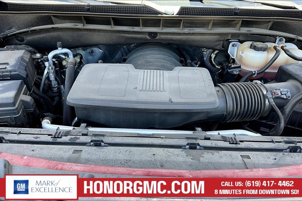 Used 2024 GMC Yukon AT4 w/ AT4 Premium Plus Package AWD/4WD image 31
