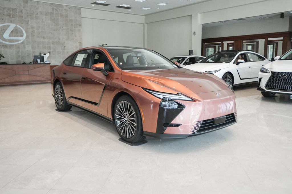 New 2026 Lexus ES 350e FWD image 3