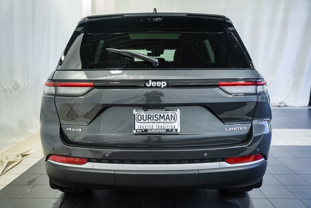 New 2026 Jeep Grand Cherokee Limited w/ Luxury Tech Group II AWD/4WD image 5