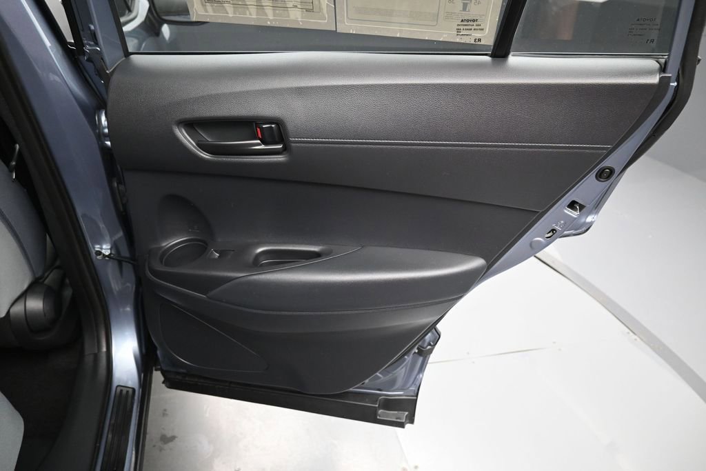 Used 2025 Toyota Corolla Cross AWD Hybrid image 29
