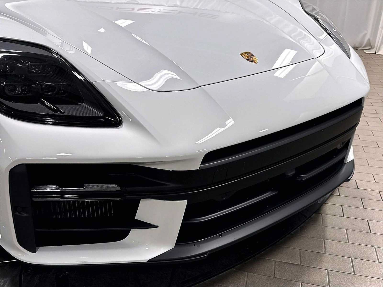 New 2026 Porsche Panamera 4 AWD/4WD image 31