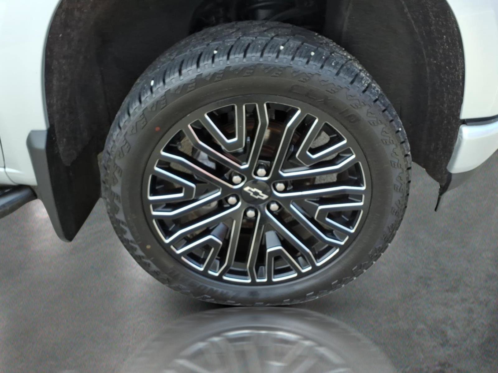 Used 2019 Chevrolet Silverado 1500 RST w/ All-Star Edition image 10