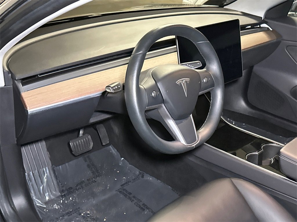 Used 2018 Tesla Model 3 Long Range image 17