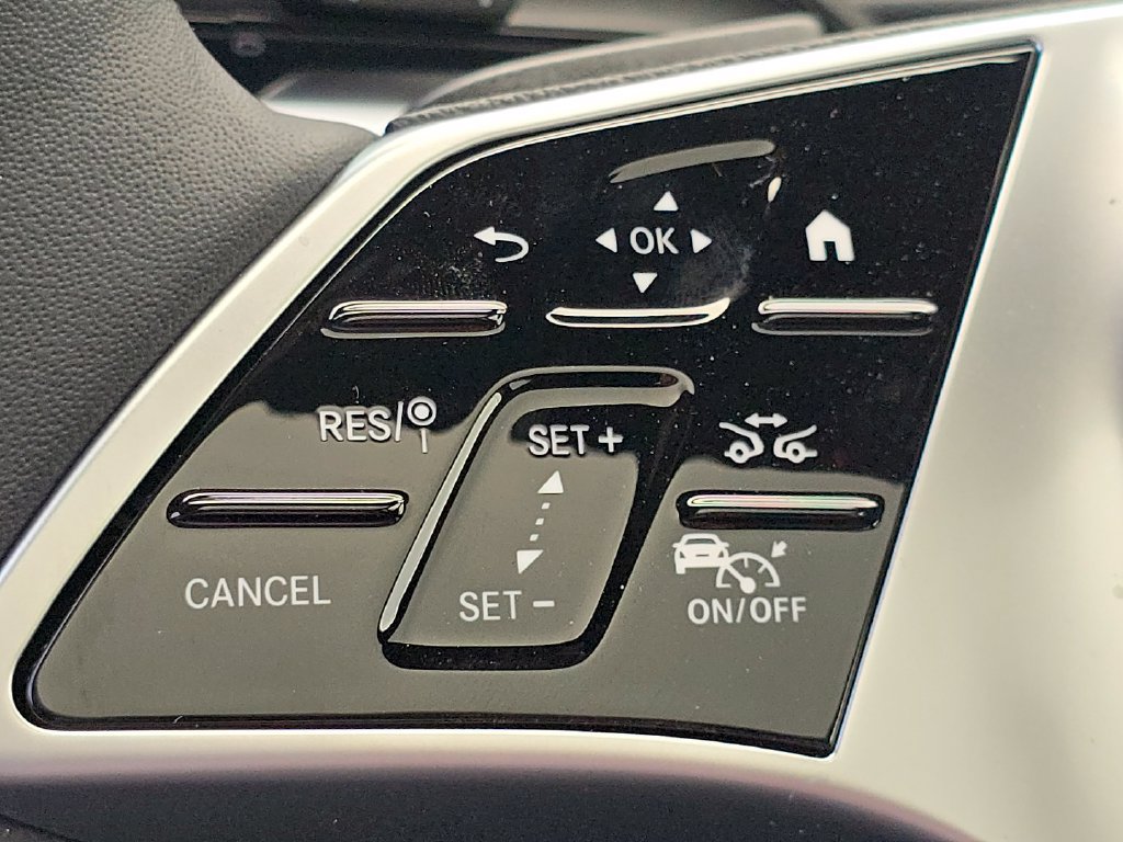 New 2026 Mercedes-Benz GLB 250 4MATIC image 35