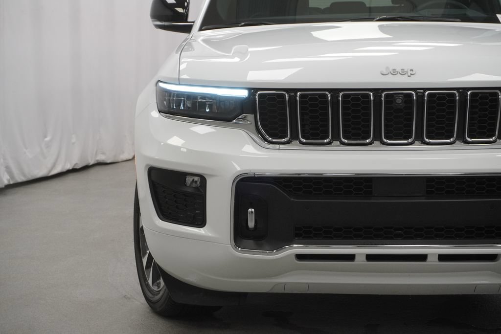 Used 2025 Jeep Grand Cherokee Overland w/ Adv Protech Group III AWD/4WD image 7