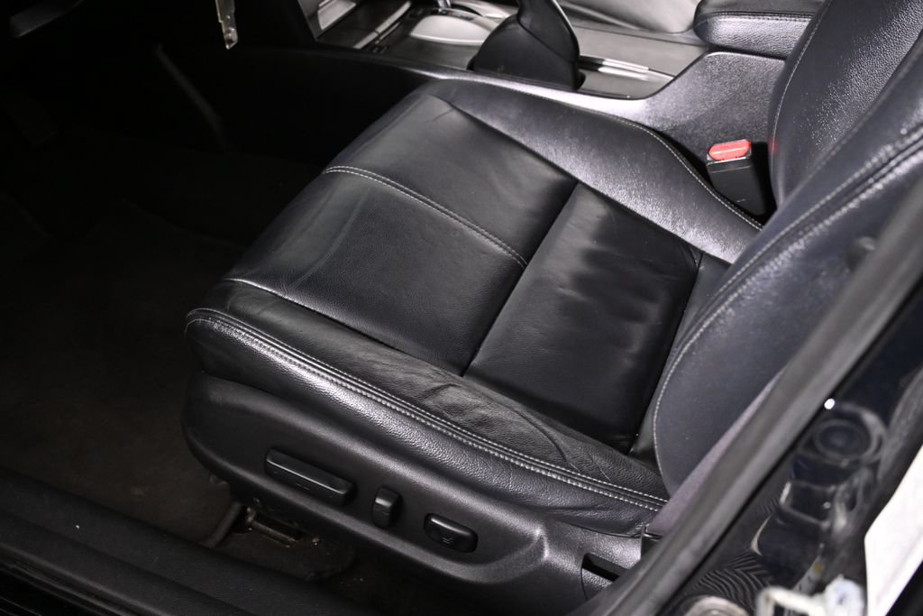 Used 2011 Honda Crosstour EX-L image 21