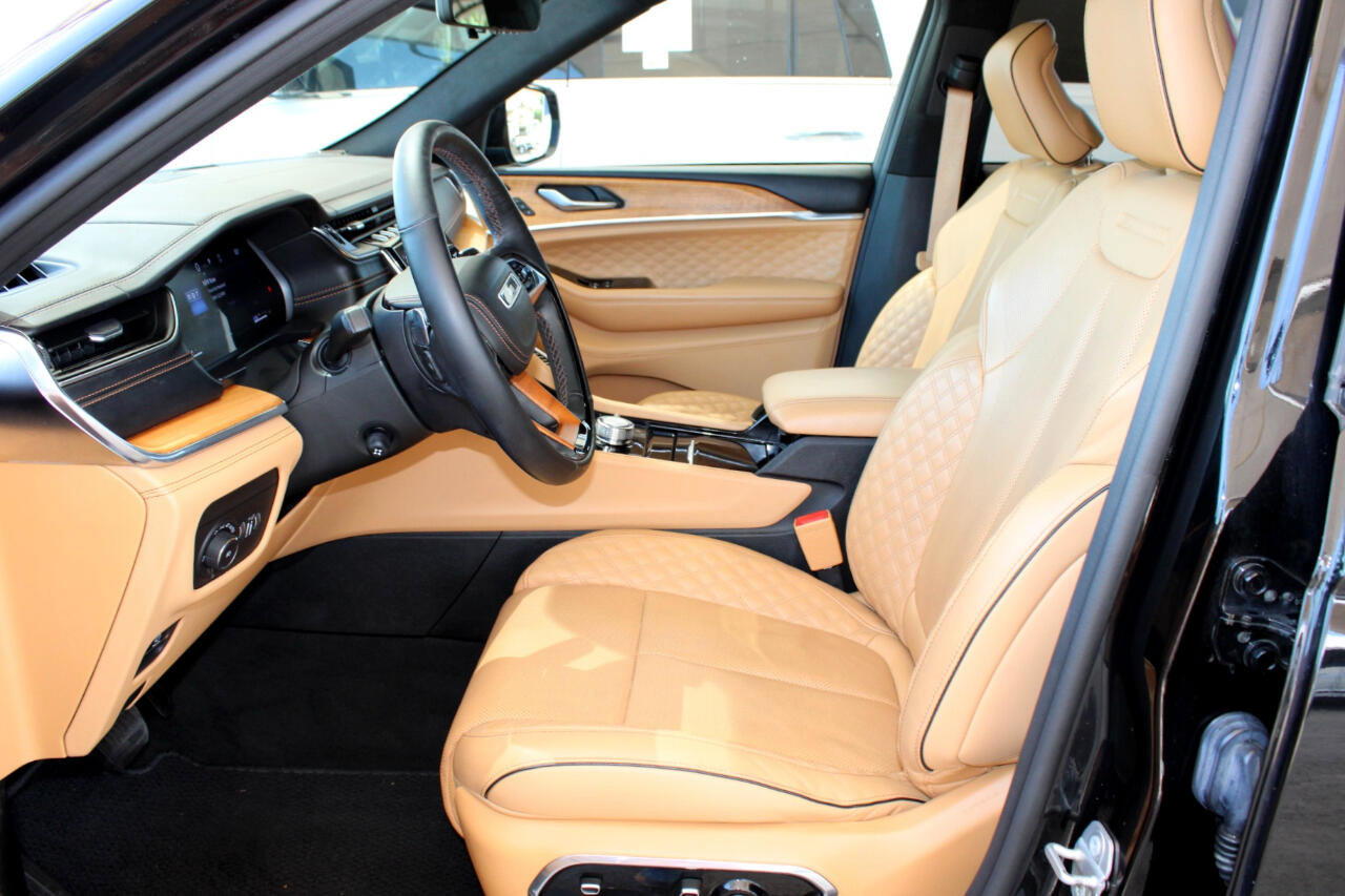 Used 2021 Jeep Grand Cherokee L Summit image 15