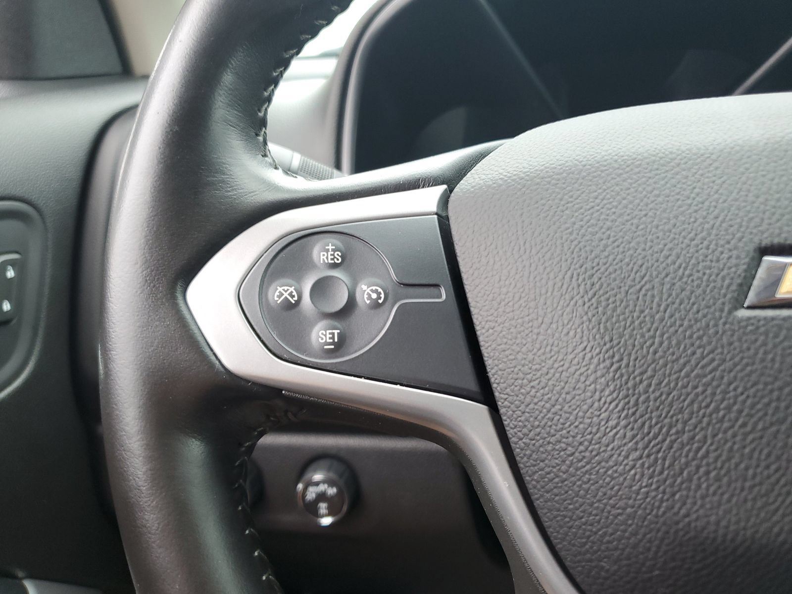 Used 2018 Chevrolet Colorado LT w/ Redline Special Edition AWD/4WD image 21