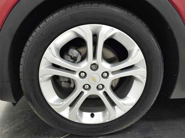 Used 2017 Chevrolet Bolt LT FWD image 13