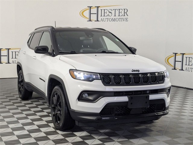 Certified 2023 Jeep Compass Altitude image 2