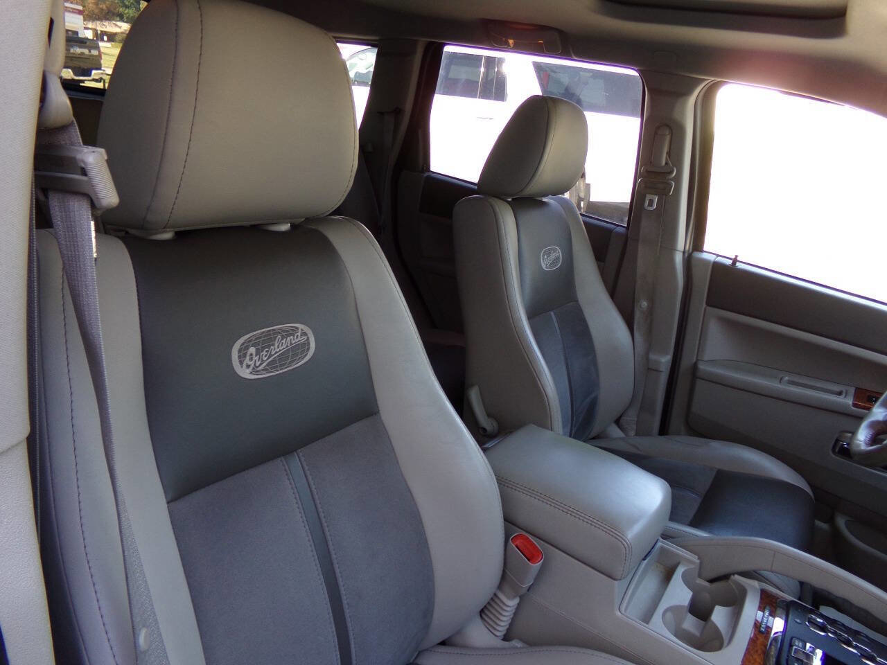 Used 2007 Jeep Grand Cherokee Overland image 32