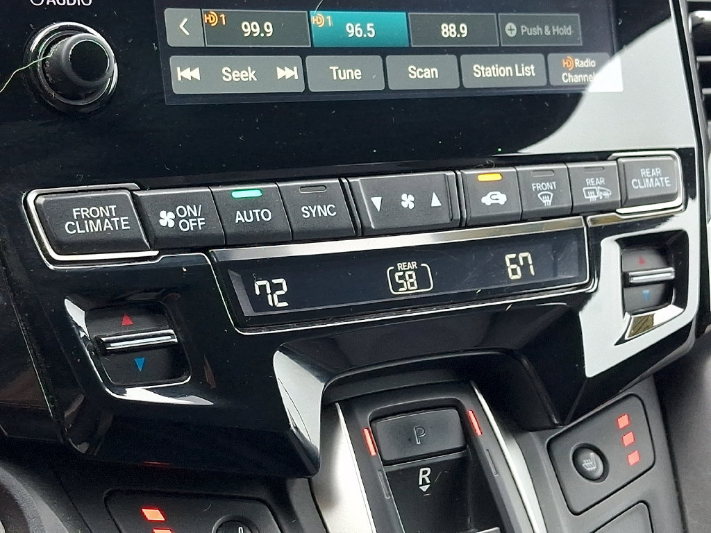 Used 2018 Honda Odyssey EX image 17