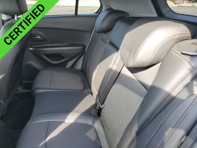 Used 2022 Chevrolet Trax LT w/ LT Convenience Package image 24