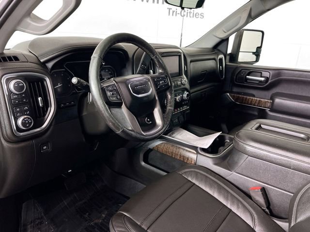 Used 2021 GMC Sierra 3500 Denali w/ Denali Ultimate Package image 3