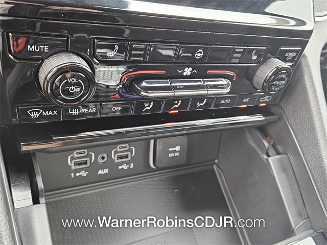 New 2025 Jeep Grand Cherokee L Laredo w/ Luxury Tech Group I image 23