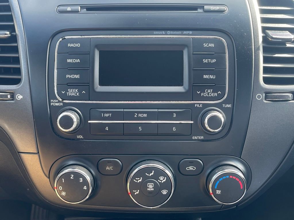 Used 2014 Kia Forte LX image 10