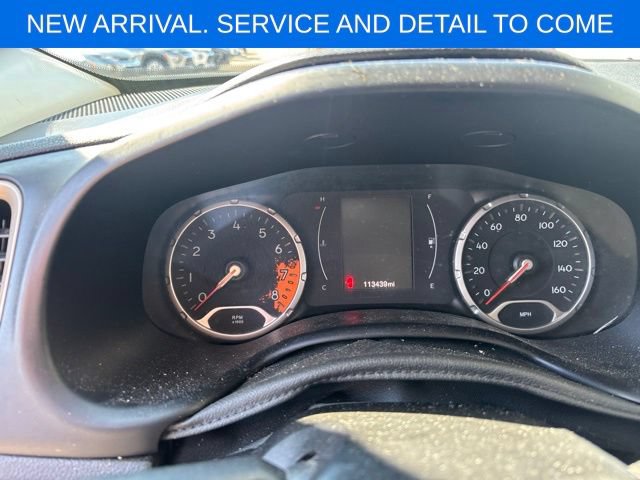 Used 2015 Jeep Renegade Sport w/ Power & Air Group FWD image 11