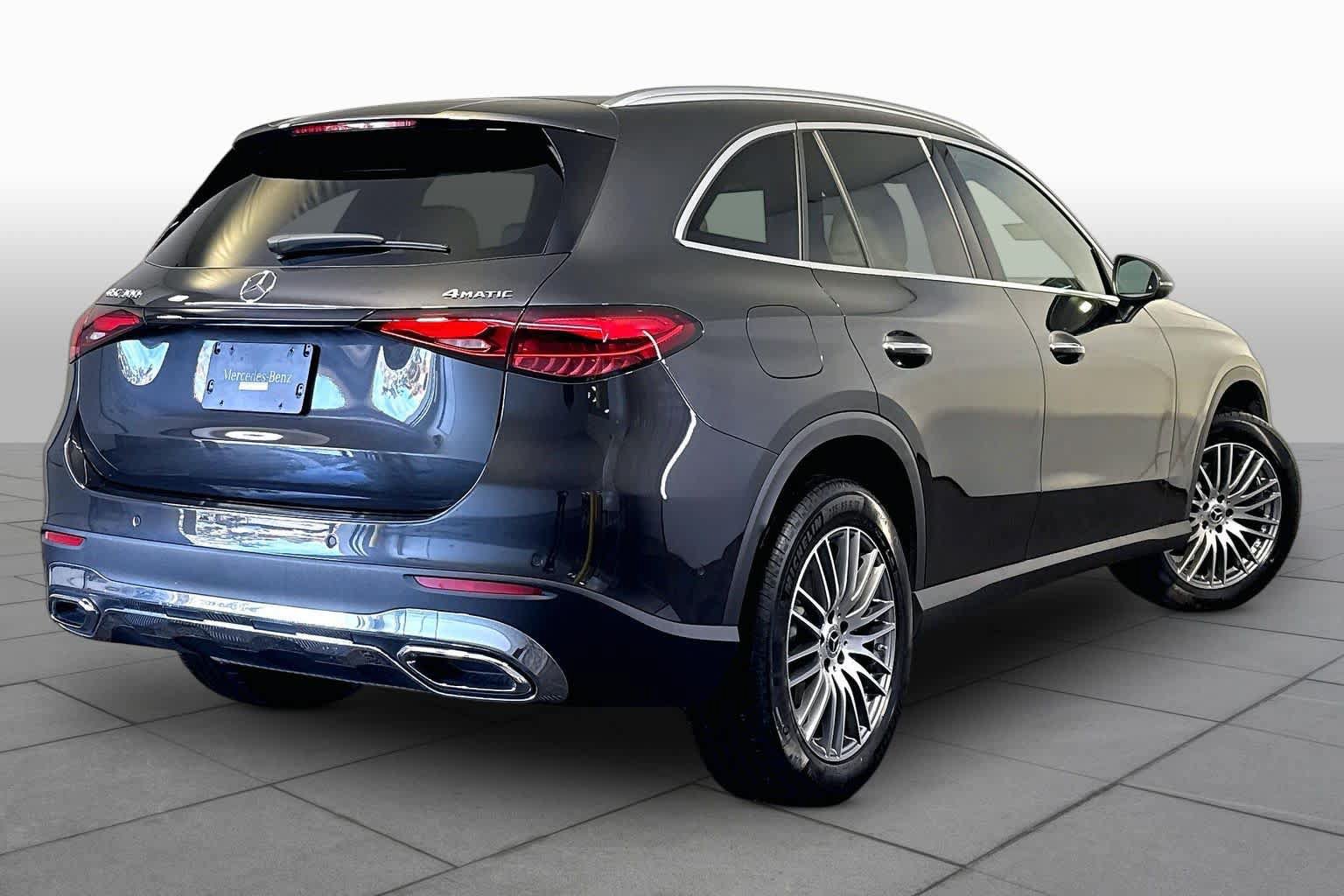 Certified 2026 Mercedes-Benz GLC 300 4MATIC image 13
