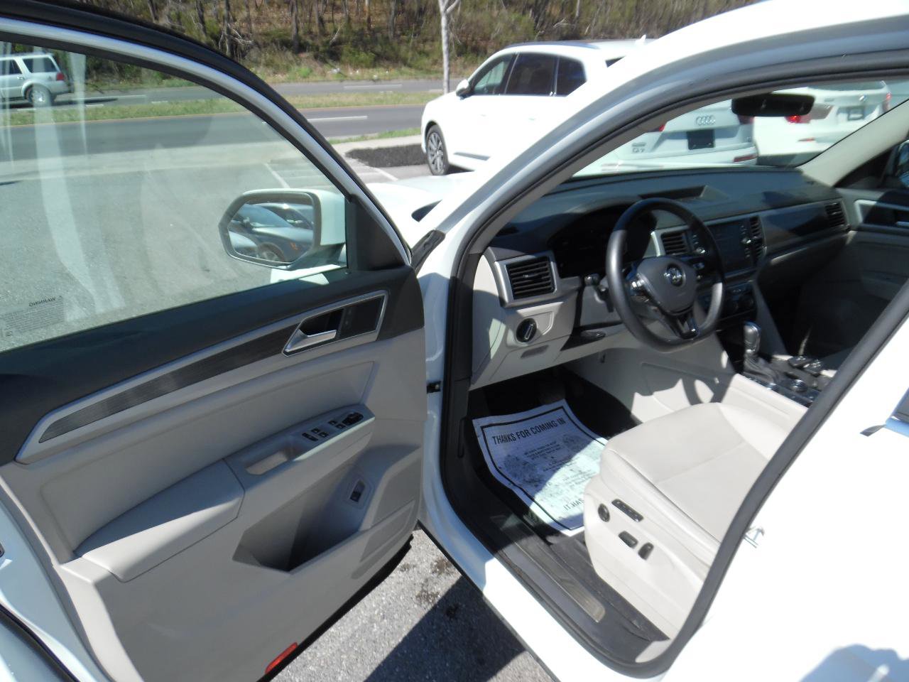 Used 2019 Volkswagen Atlas SEL image 9