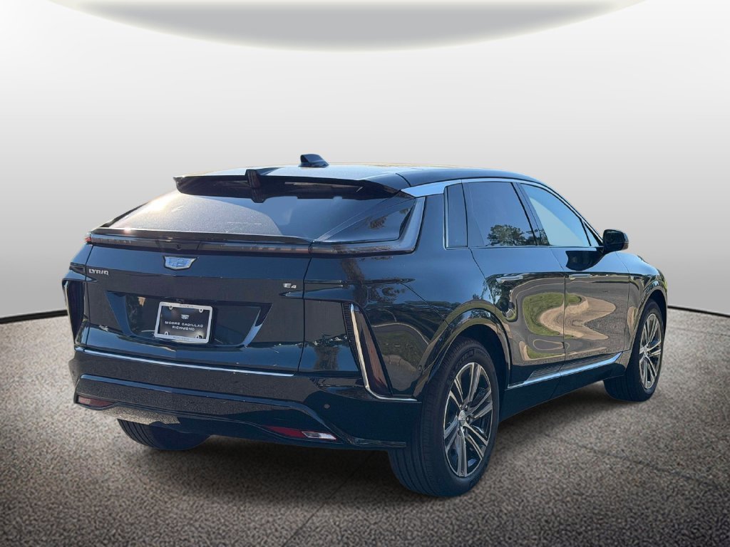 New 2027 Cadillac Lyriq Premium Luxury w/ LPO, Floor Liner Package AWD/4WD image 2